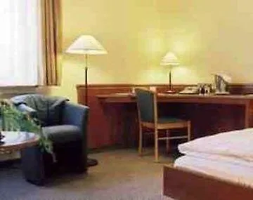 Hotel Wartburg Stuttgart 3*,